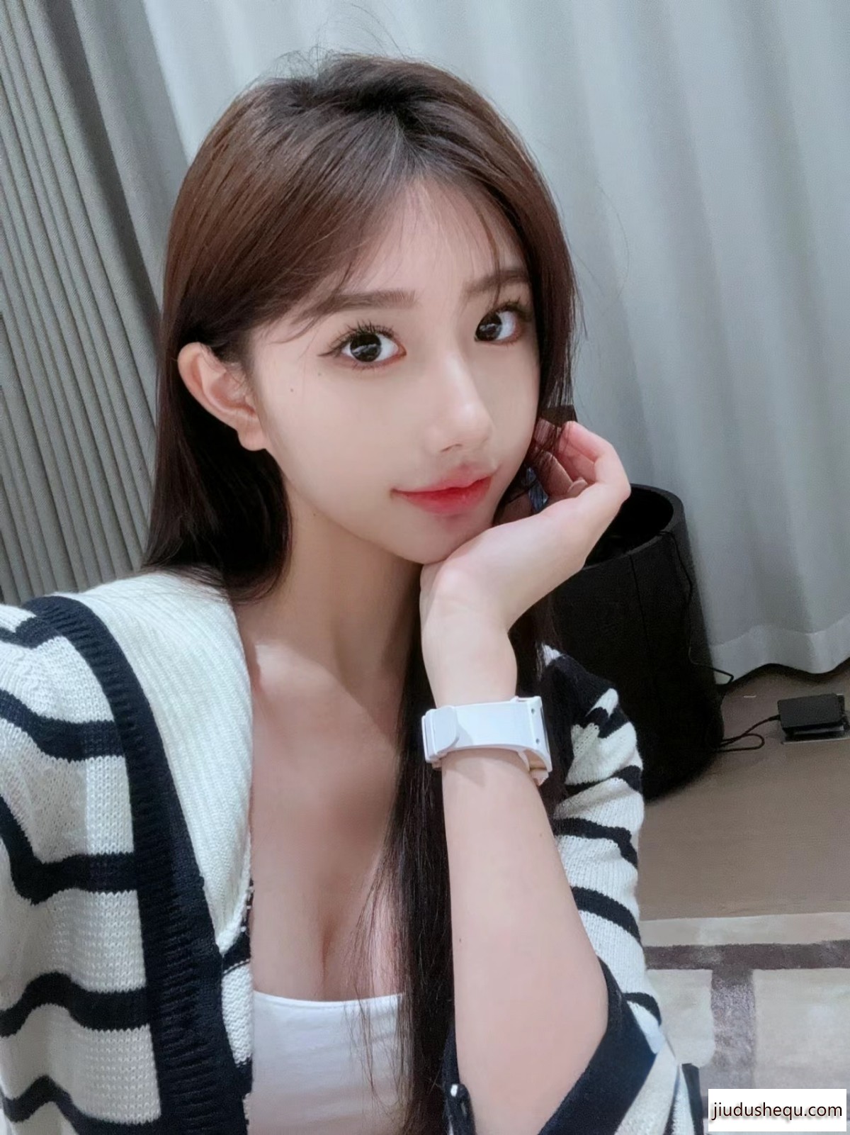 125199_WKCTBWT33NGXBP5.jpg