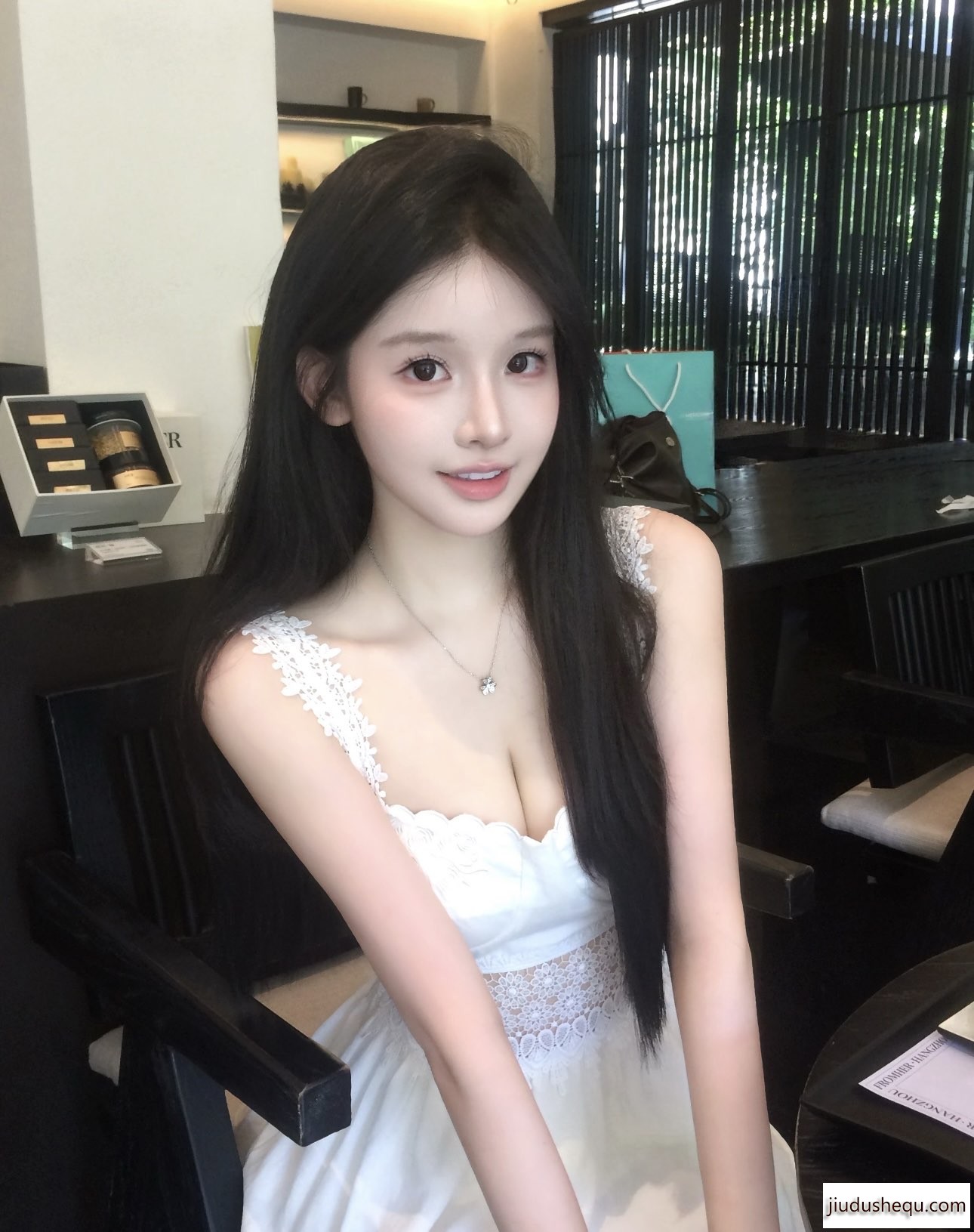 7f7696d683facb7c6eeefb40f54490a7.jpg