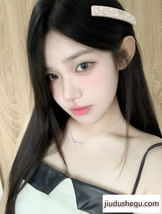 f93a5424072a4e4697d8e9e2aa2902c3.png