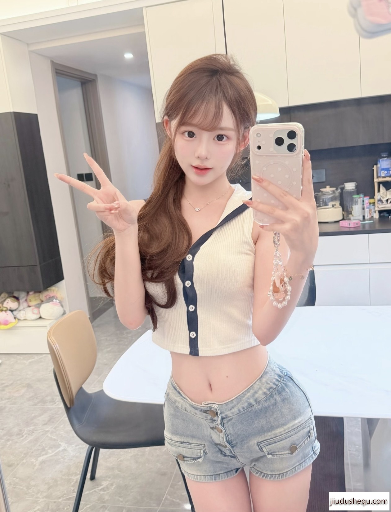 A4A07F0094010240D1DD9340D8A509FD.jpg