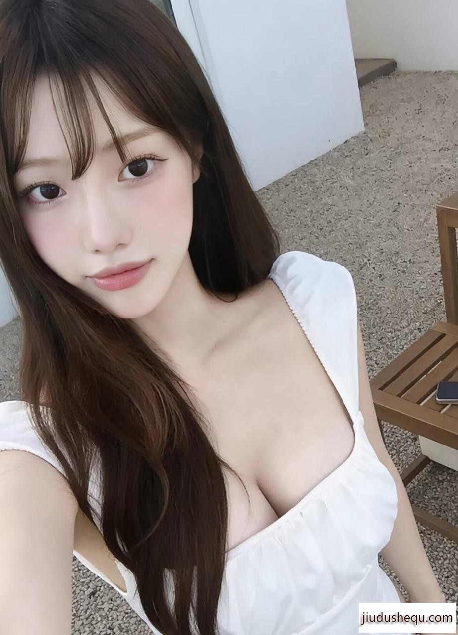 93833981D058EBC17DA579D63CEC5E3C.jpg