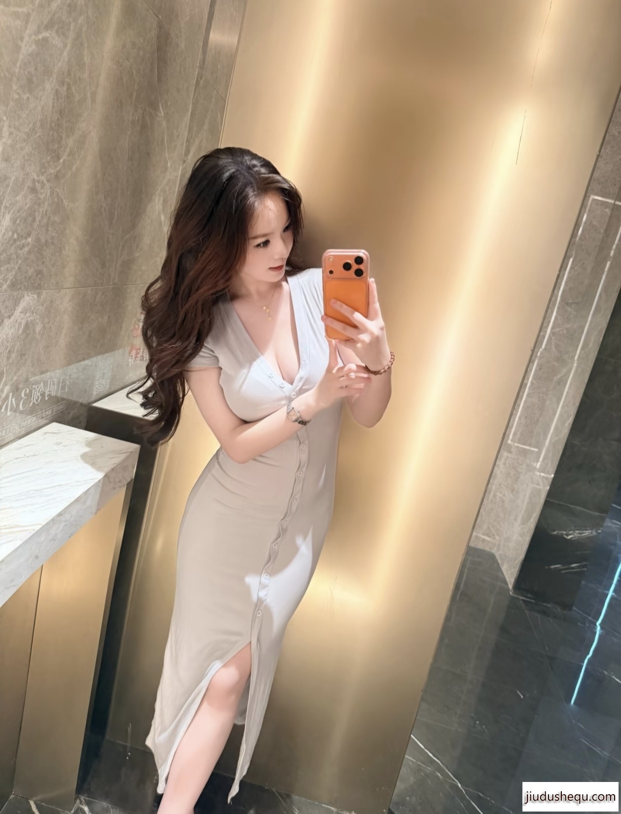 3FA0E94F0B06FCDD8A716CC7D3E2C72F.jpg
